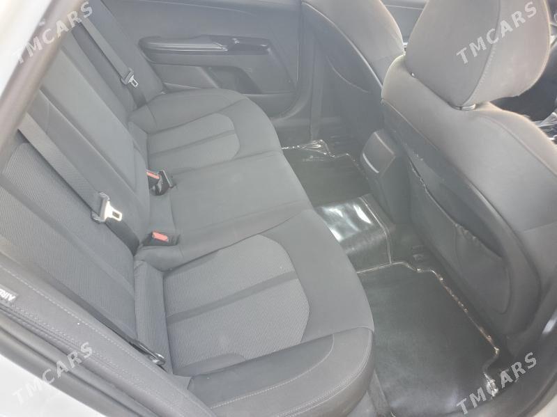 Kia K5 2020 - 240 000 TMT - Mary - img 5