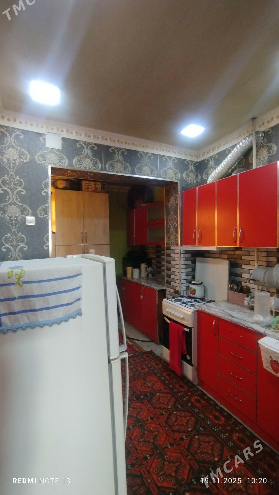 Безмеин Томатный 3ком квартира - Büzmeýin - img 5