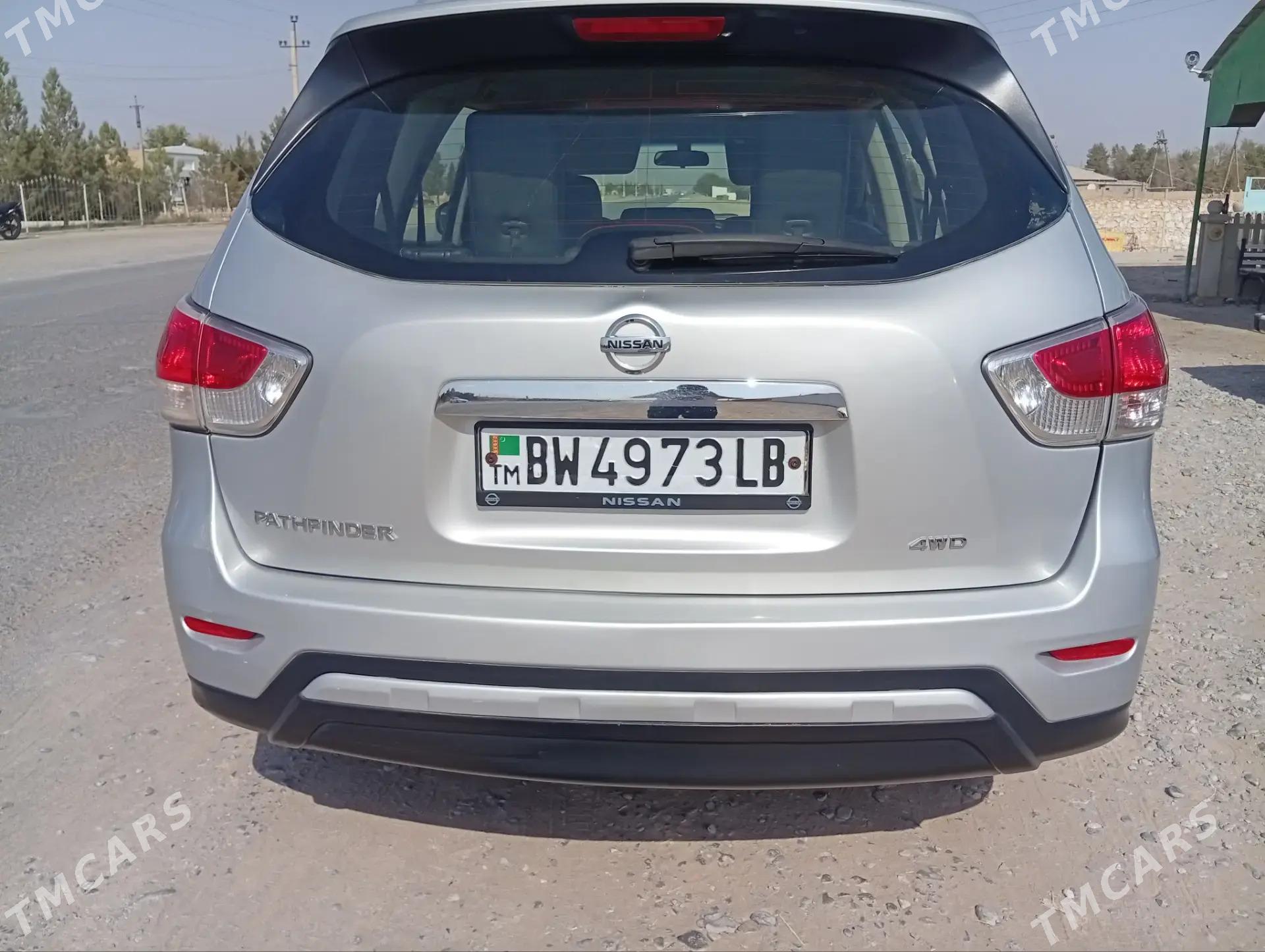 Nissan Pathfinder 2013 - 189 000 TMT - Туркменабат - img 3