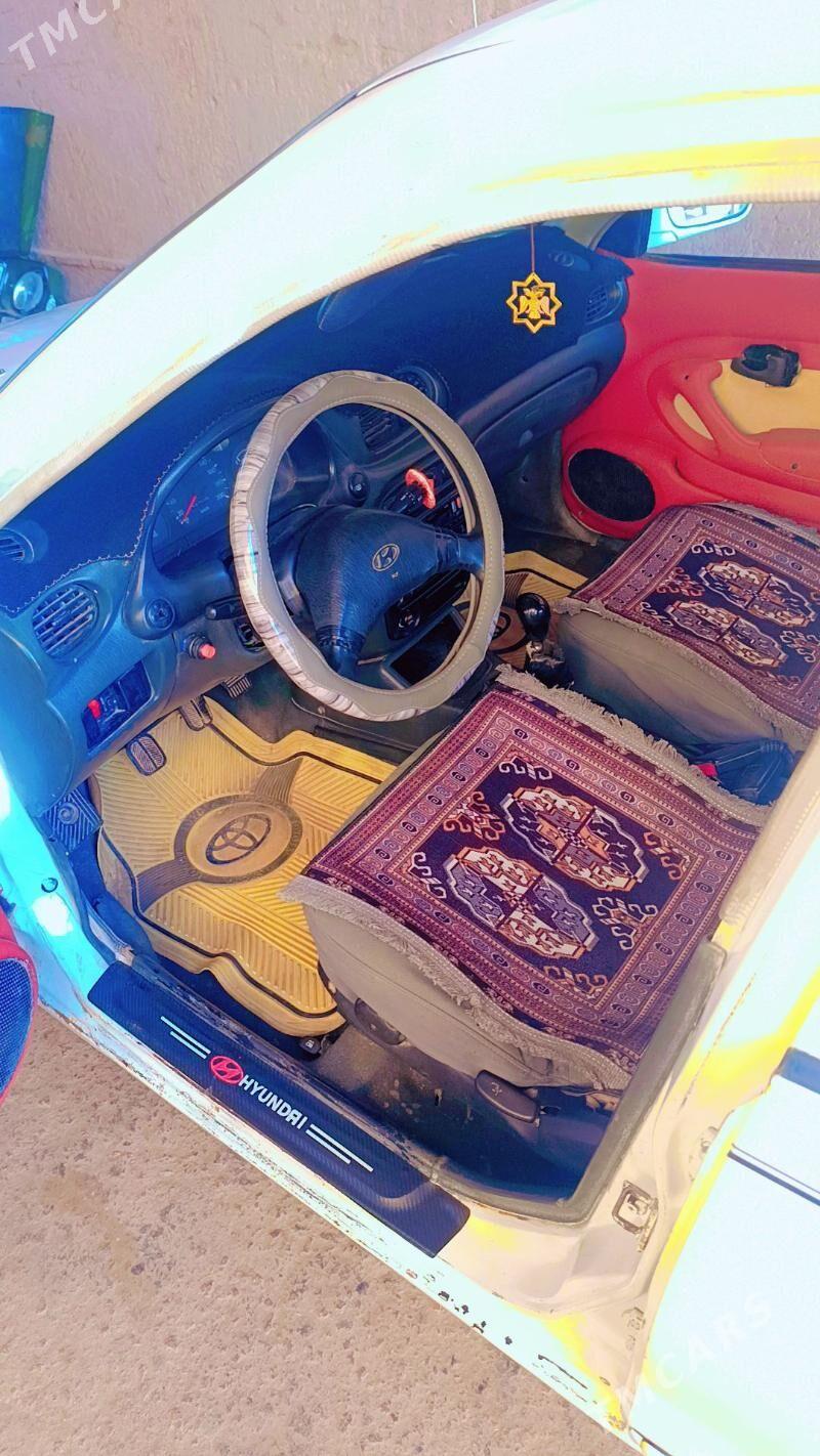 Hyundai Accent 1998 - 20 000 TMT - Daşoguz - img 7