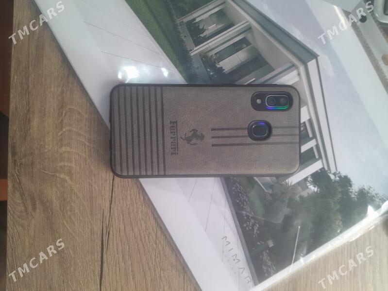 Samsung a40 - Mary - img 2