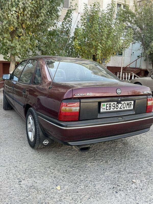 Opel Vectra 1989 - 42 000 TMT - Mary - img 4