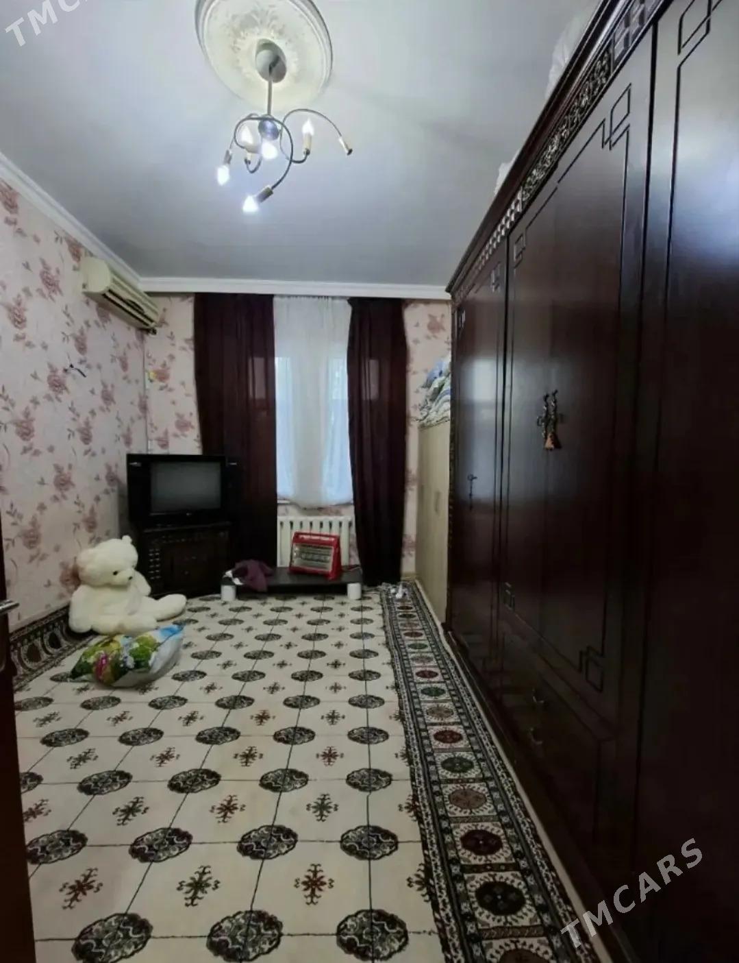 МИР 5,  5/4 ЭТАЖ, 2 КОМНАТНАЯ - Parahat 5 - img 3