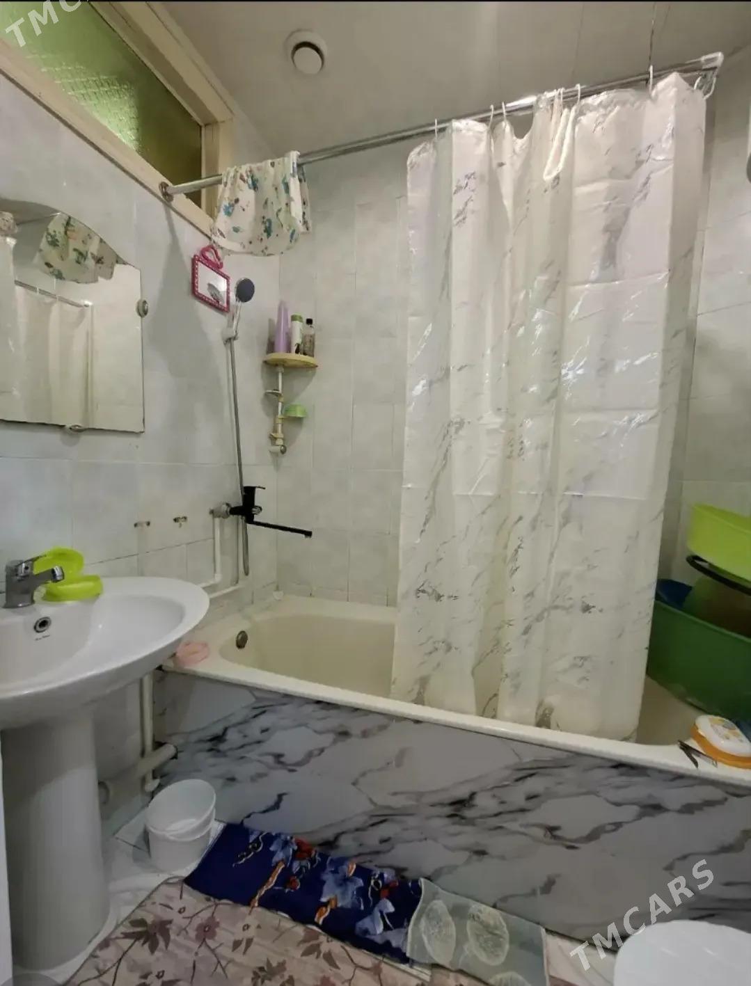 МИР 5,  5/4 ЭТАЖ, 2 КОМНАТНАЯ - Parahat 5 - img 6