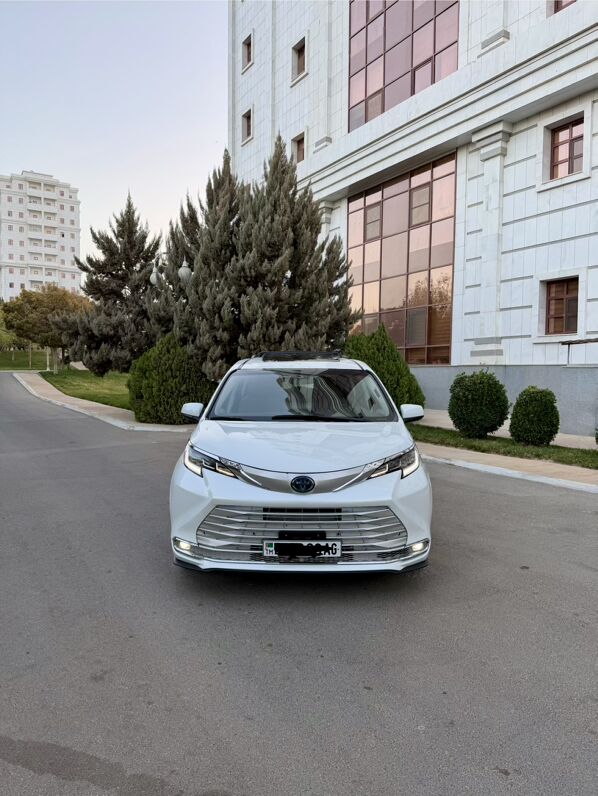 Toyota Sienna 2022 - 465 000 TMT - Aşgabat - img 9