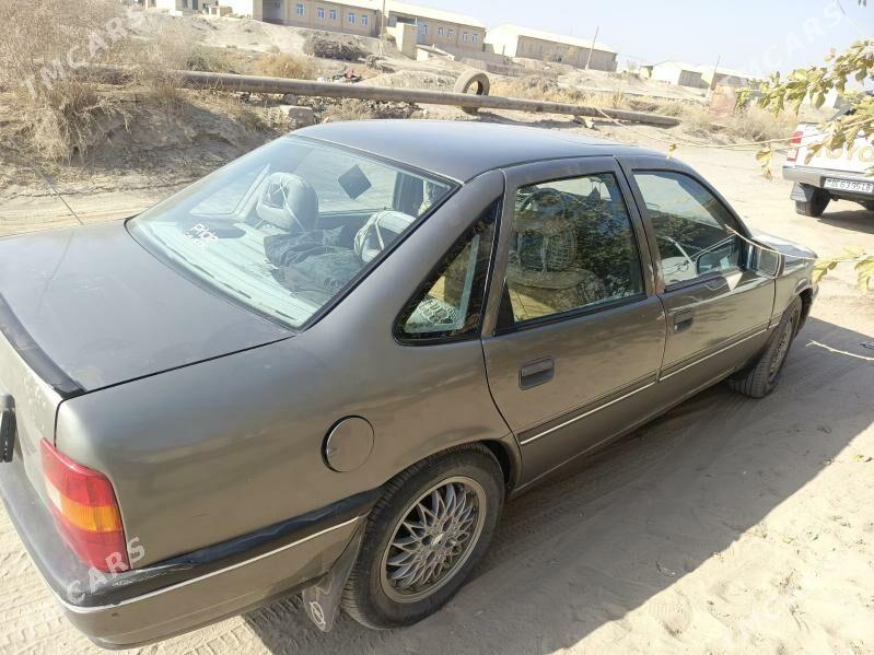 Opel Vectra 1990 - 32 000 TMT - Койтендаг - img 2