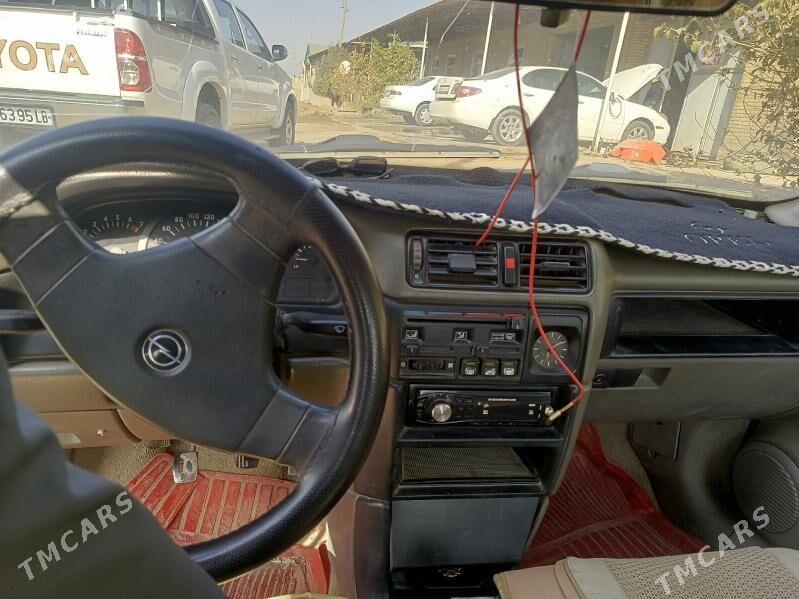 Opel Vectra 1990 - 32 000 TMT - Койтендаг - img 4