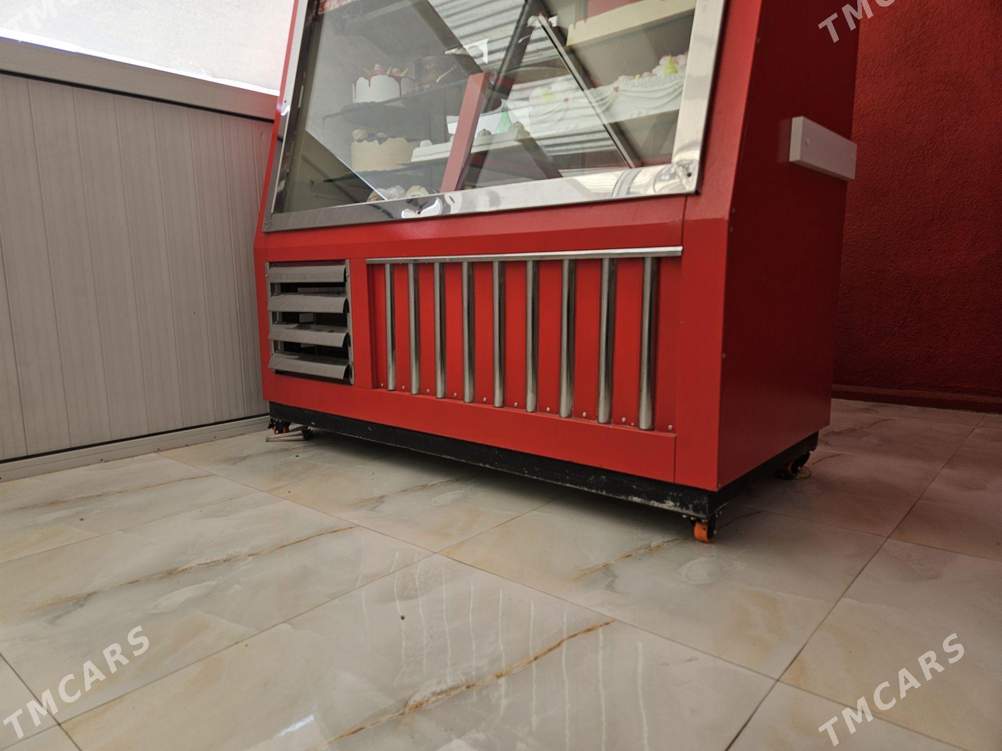 Vitrina sowadyjy - Büzmeýin - img 9