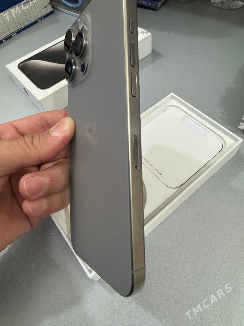 iPhone 15 pro Max - Mary - img 4