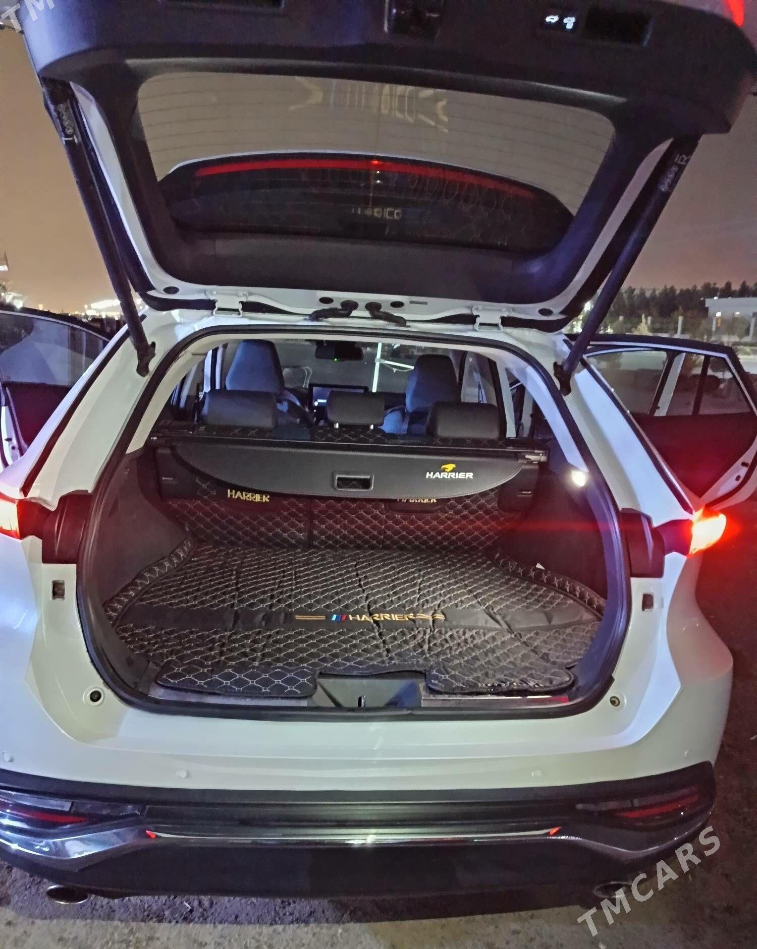 Toyota Harrier 2023 - 520 000 TMT - Aşgabat - img 10