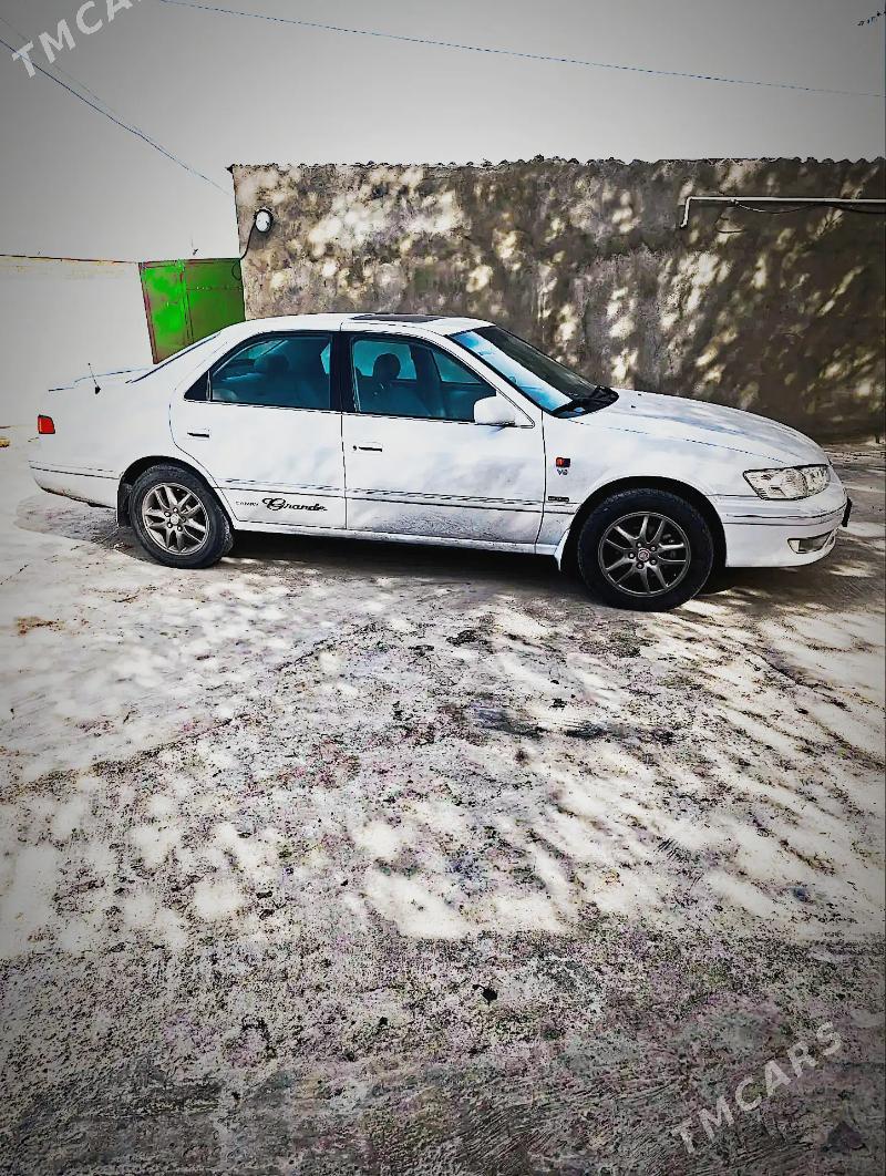 Toyota Camry 2000 - 210 000 TMT - Гызыларбат - img 9