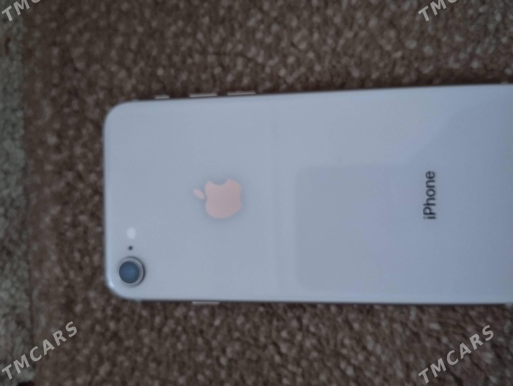 İPhone 8 - Бузмеин - img 4