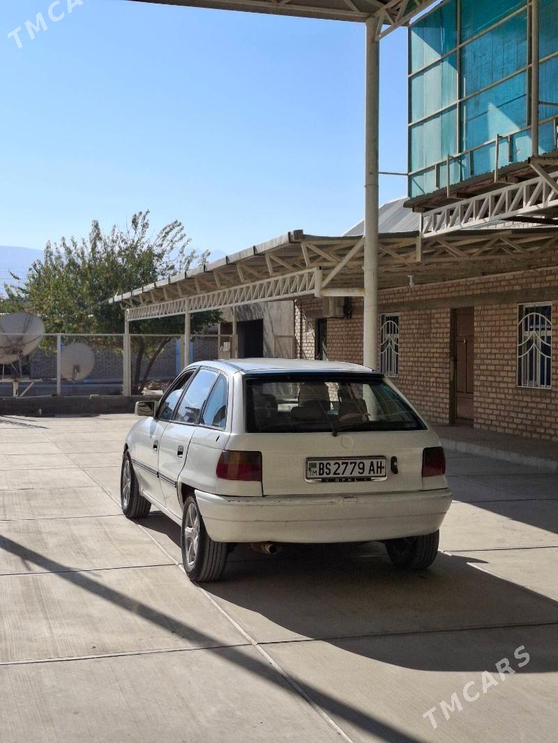 Opel Astra 1992 - 32 000 TMT - Бахарден - img 2