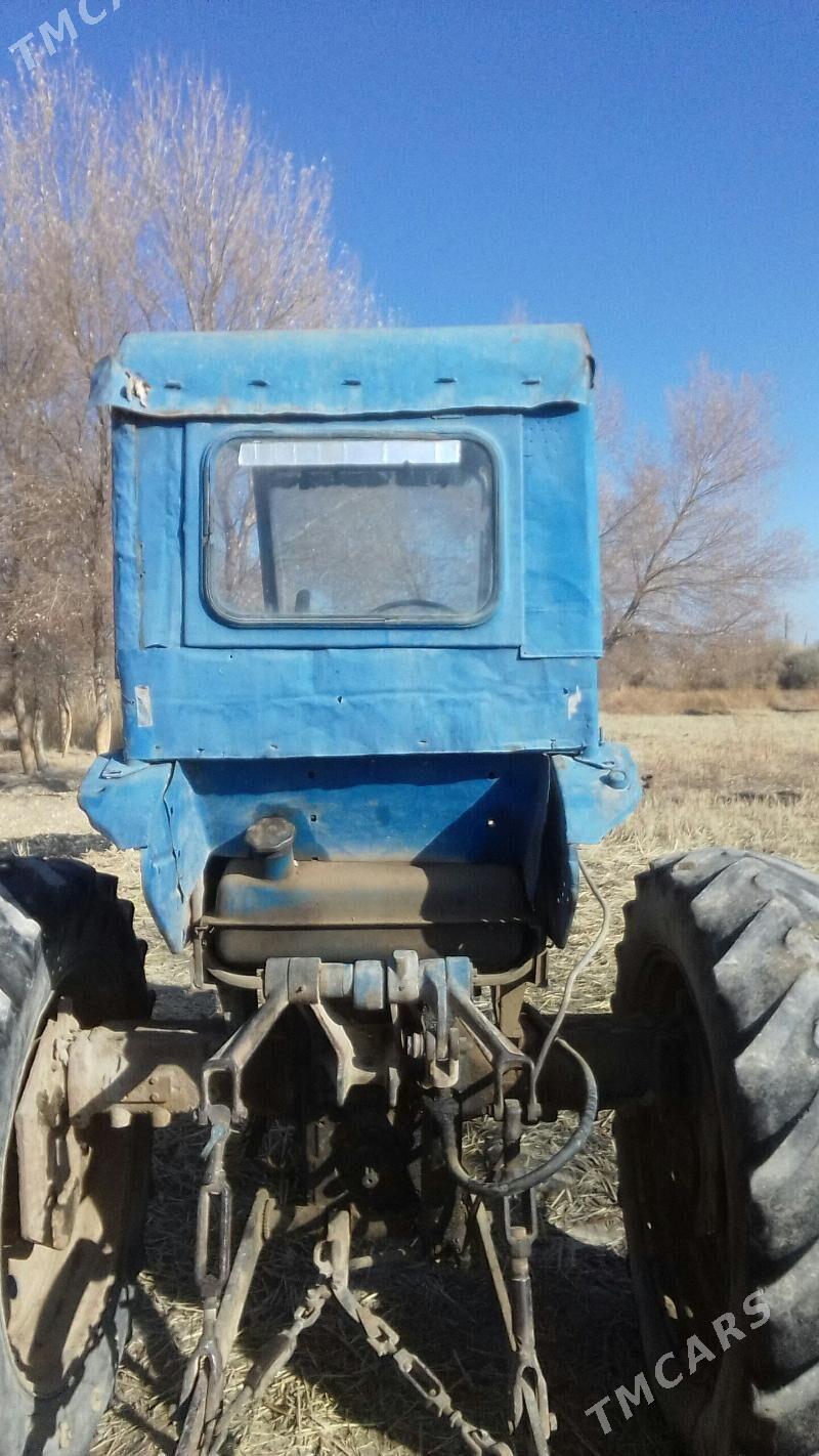 MTZ T-28 1986 - 25 000 TMT - Губадаг - img 1