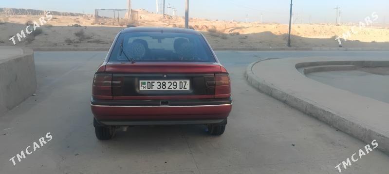 Opel Vectra 1990 - 30 000 TMT - Туркменбаши - img 4