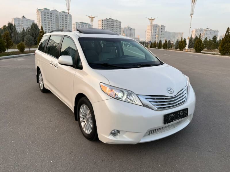 Toyota Sienna 2017 - 445 000 TMT - Aşgabat - img 6
