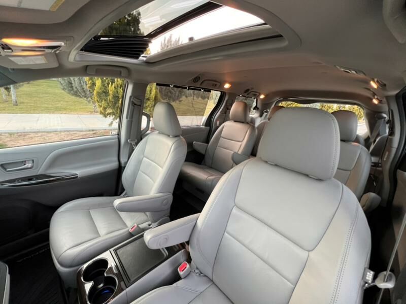 Toyota Sienna 2017 - 445 000 TMT - Aşgabat - img 10