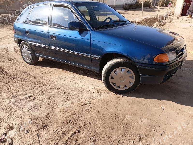Opel Astra 1993 - 38 000 TMT - Кёнеургенч - img 4