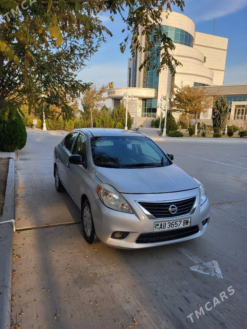 Nissan Versa 2012 - 110 000 TMT - Балканабат - img 3