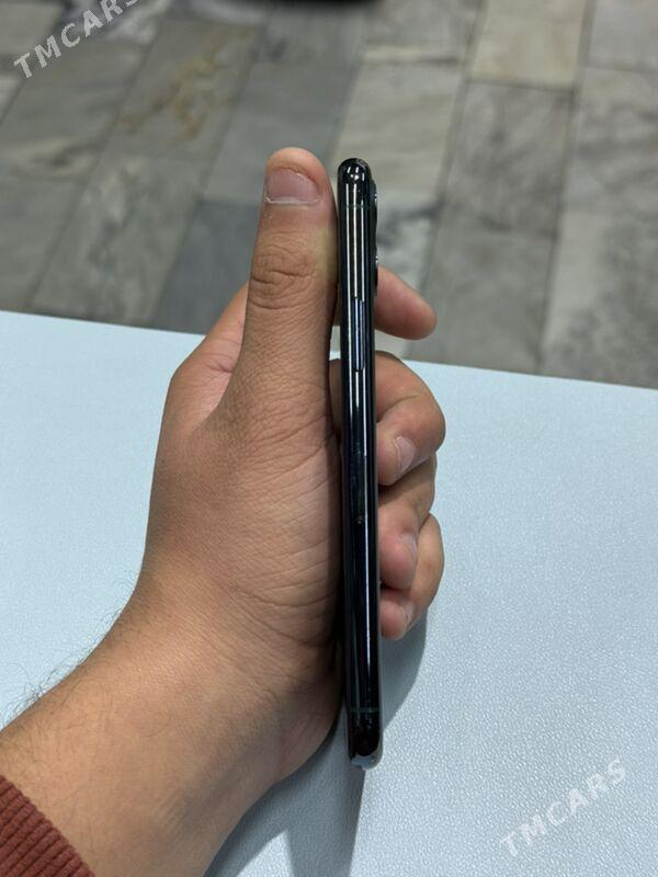 iphone 11 pro - Mary - img 3