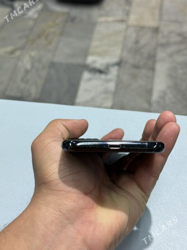 iphone 11 pro - Mary - img 2