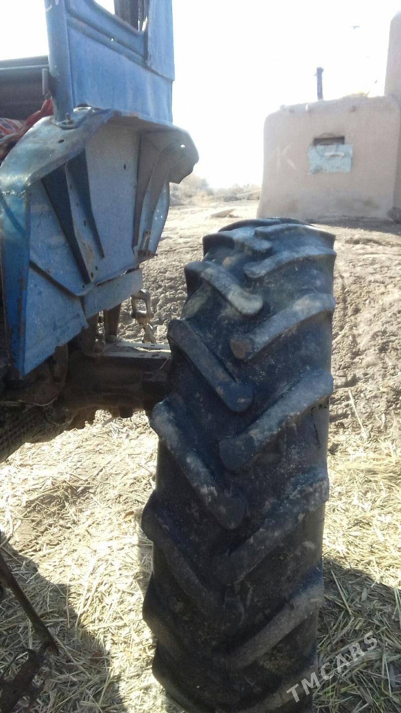 MTZ T-28 1986 - 25 000 TMT - Губадаг - img 2