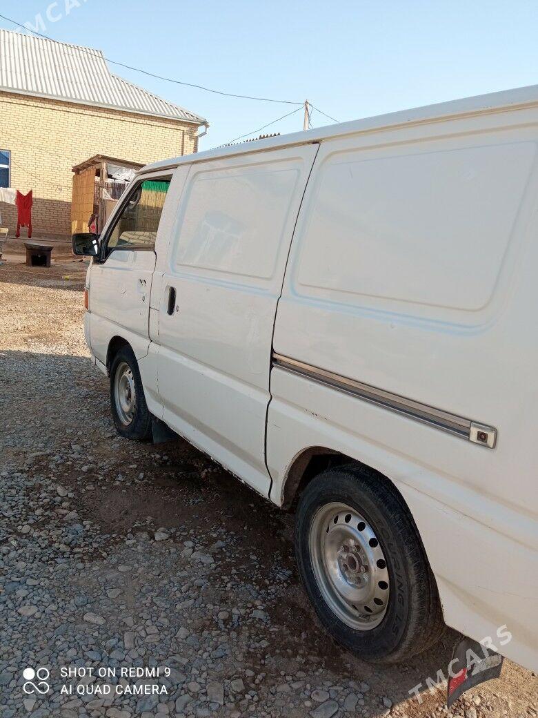 Toyota Hiace 1994 - 23 000 TMT - Векильбазар - img 4