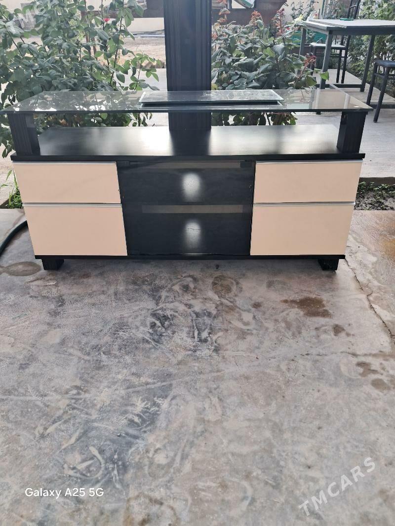 Telewizor padstawka - Büzmeýin GRES - img 1