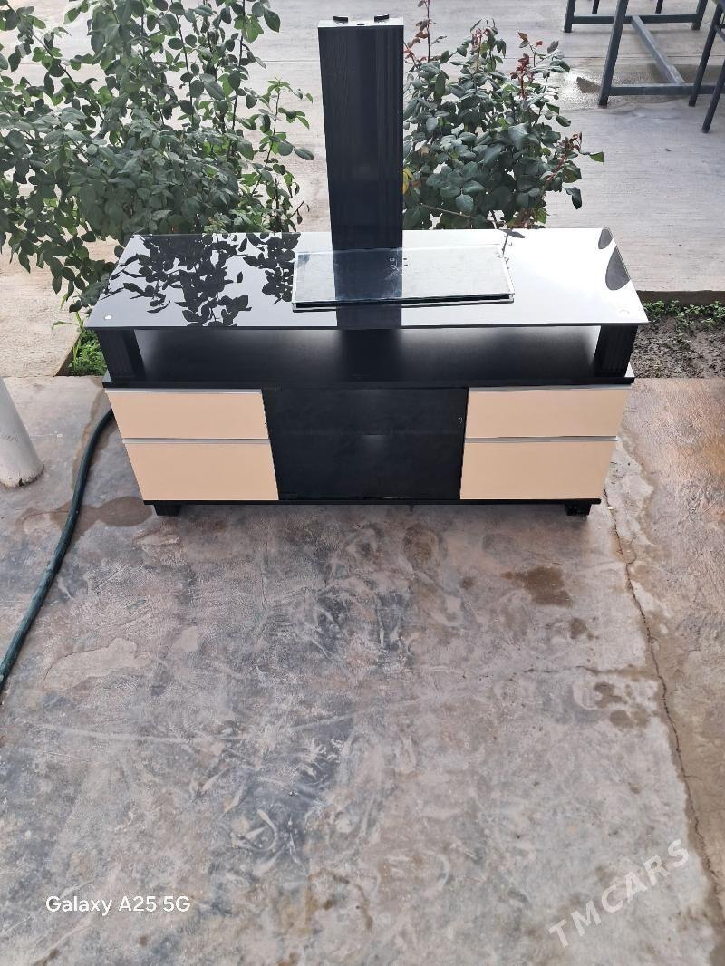 Telewizor padstawka - Büzmeýin GRES - img 2