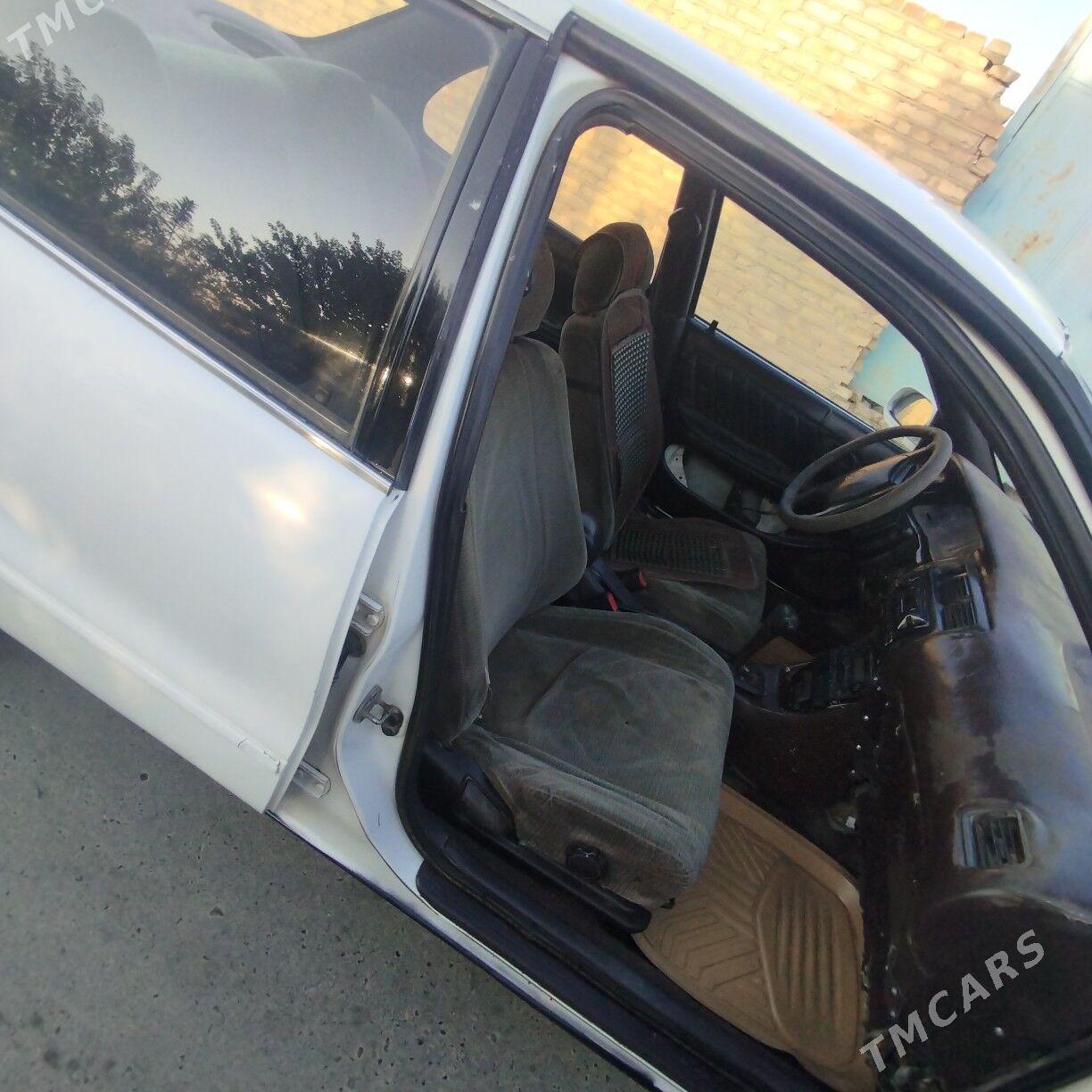 Toyota Sprinter 1992 - 30 000 TMT - Мары - img 8