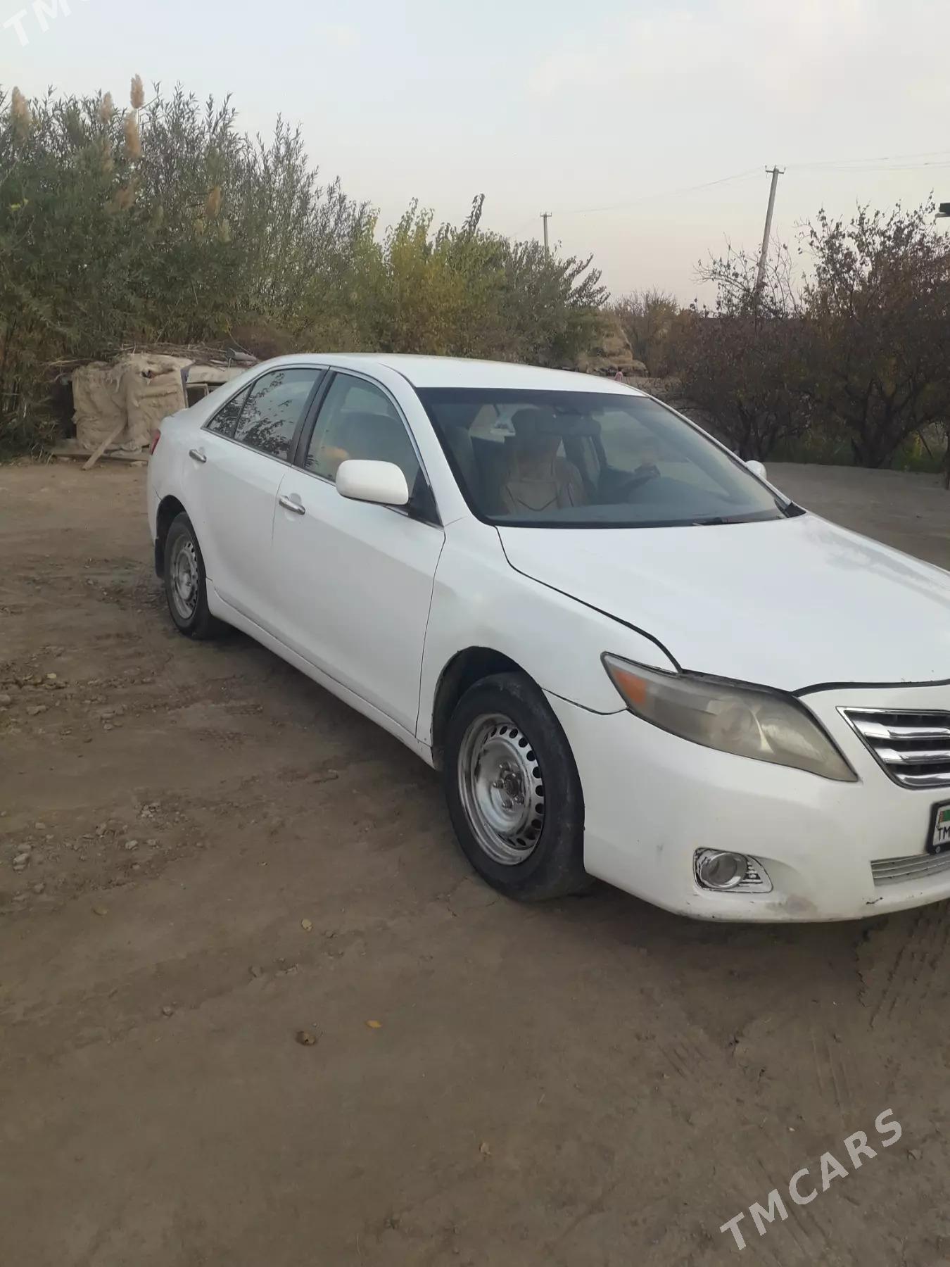 Toyota Camry 2010 - 140 000 TMT - Halaç - img 6