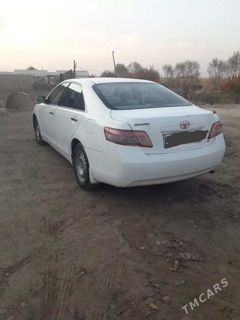 Toyota Camry 2010 - 140 000 TMT - Halaç - img 5