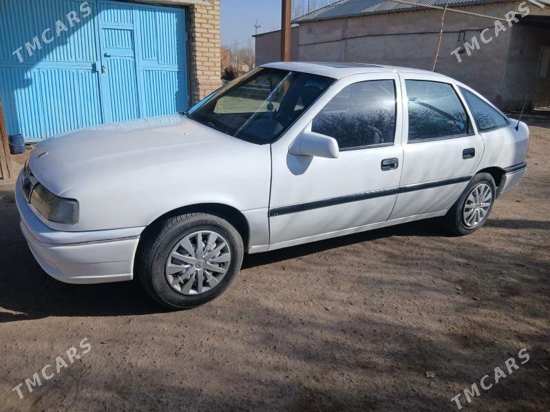 Opel Vectra 1991 - 30 000 TMT - Гурбансолтан Едже - img 4
