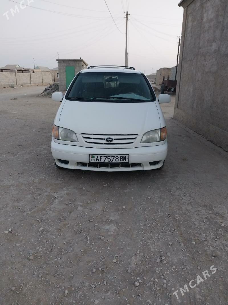 Toyota Sienna 2002 - 180 000 TMT - Gumdag - img 4