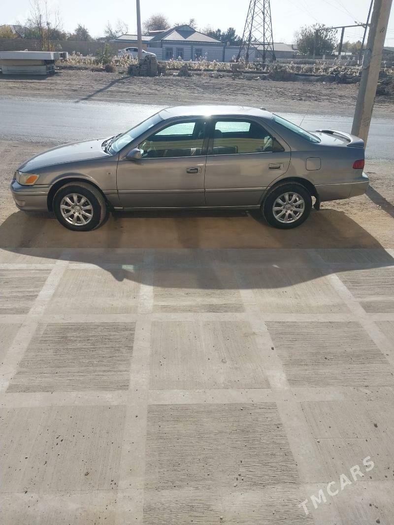 Toyota Camry 2000 - 130 000 TMT - Dostluk - img 4