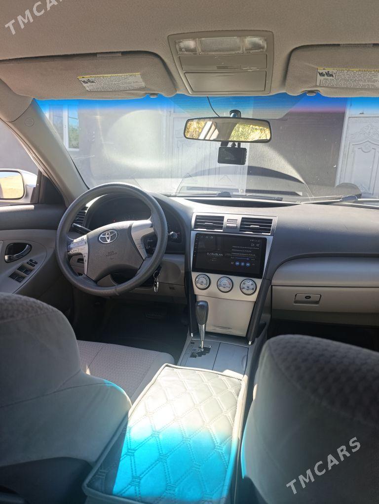 Toyota Camry 2010 - 190 000 TMT - Köneürgenç - img 4