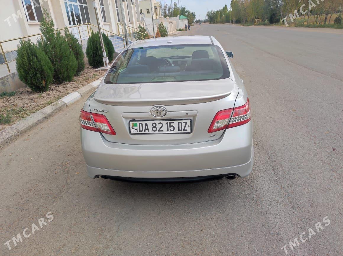 Toyota Camry 2011 - 240 000 TMT - Губадаг - img 5