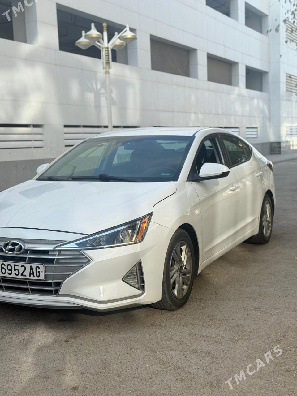 Hyundai Elantra 2020 - 210 000 TMT - Aşgabat - img 5