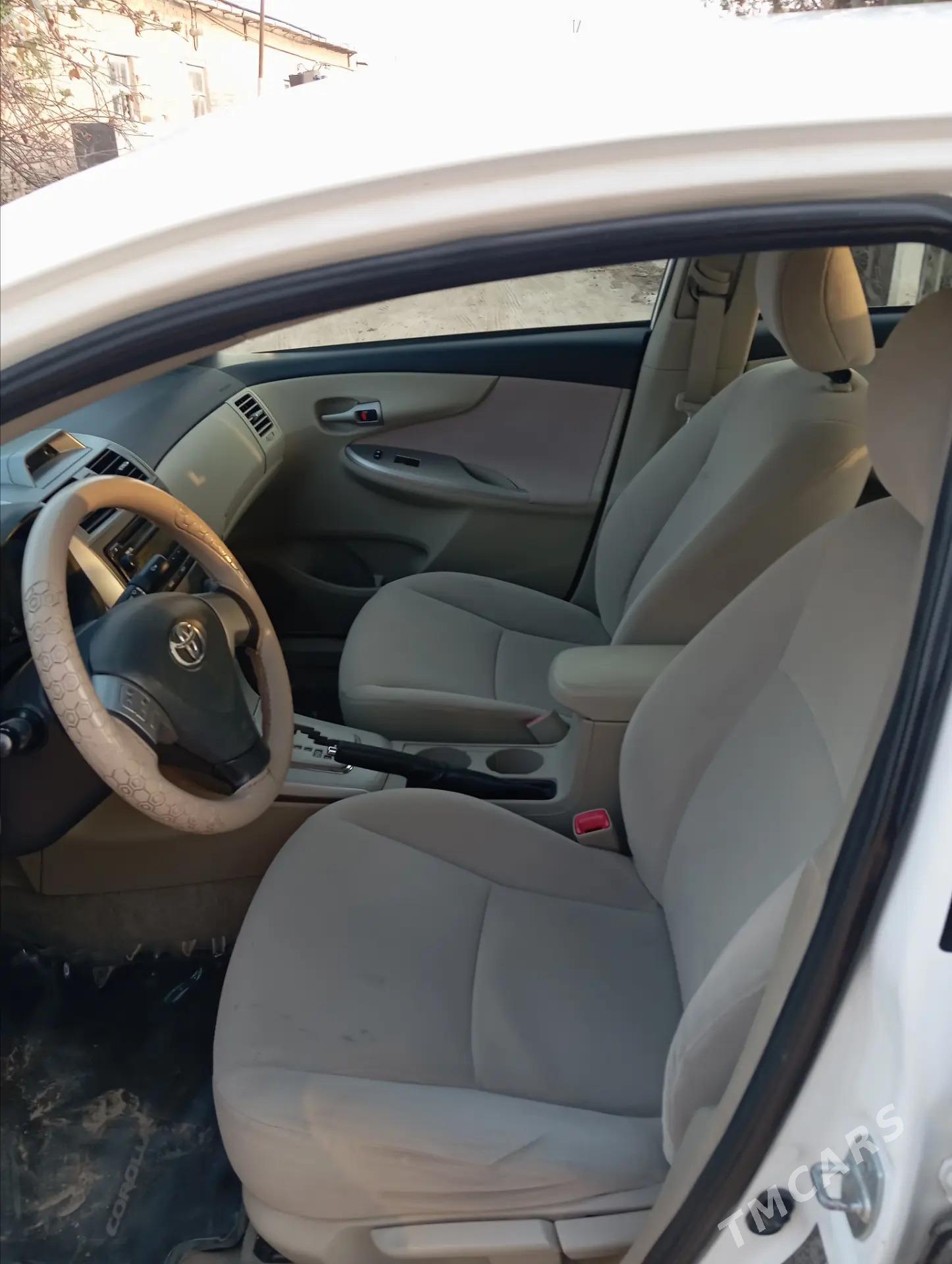 Toyota Corolla 2012 - 150 000 TMT - Ходжамбаз - img 6