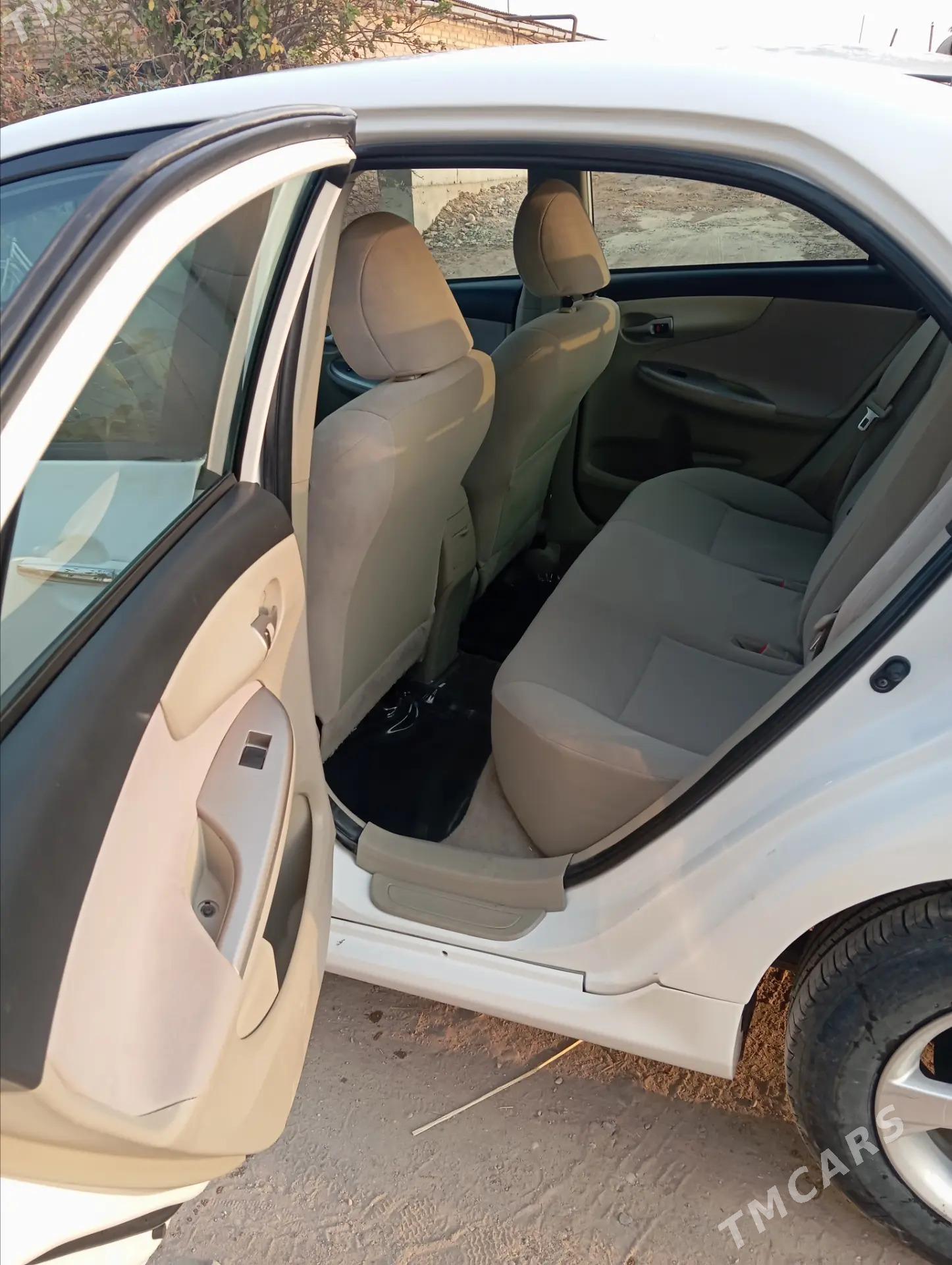 Toyota Corolla 2012 - 150 000 TMT - Ходжамбаз - img 3