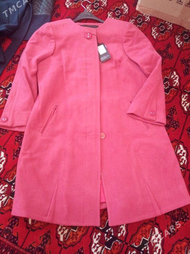 новое пальто 36,38,40 - Aşgabat - img 1