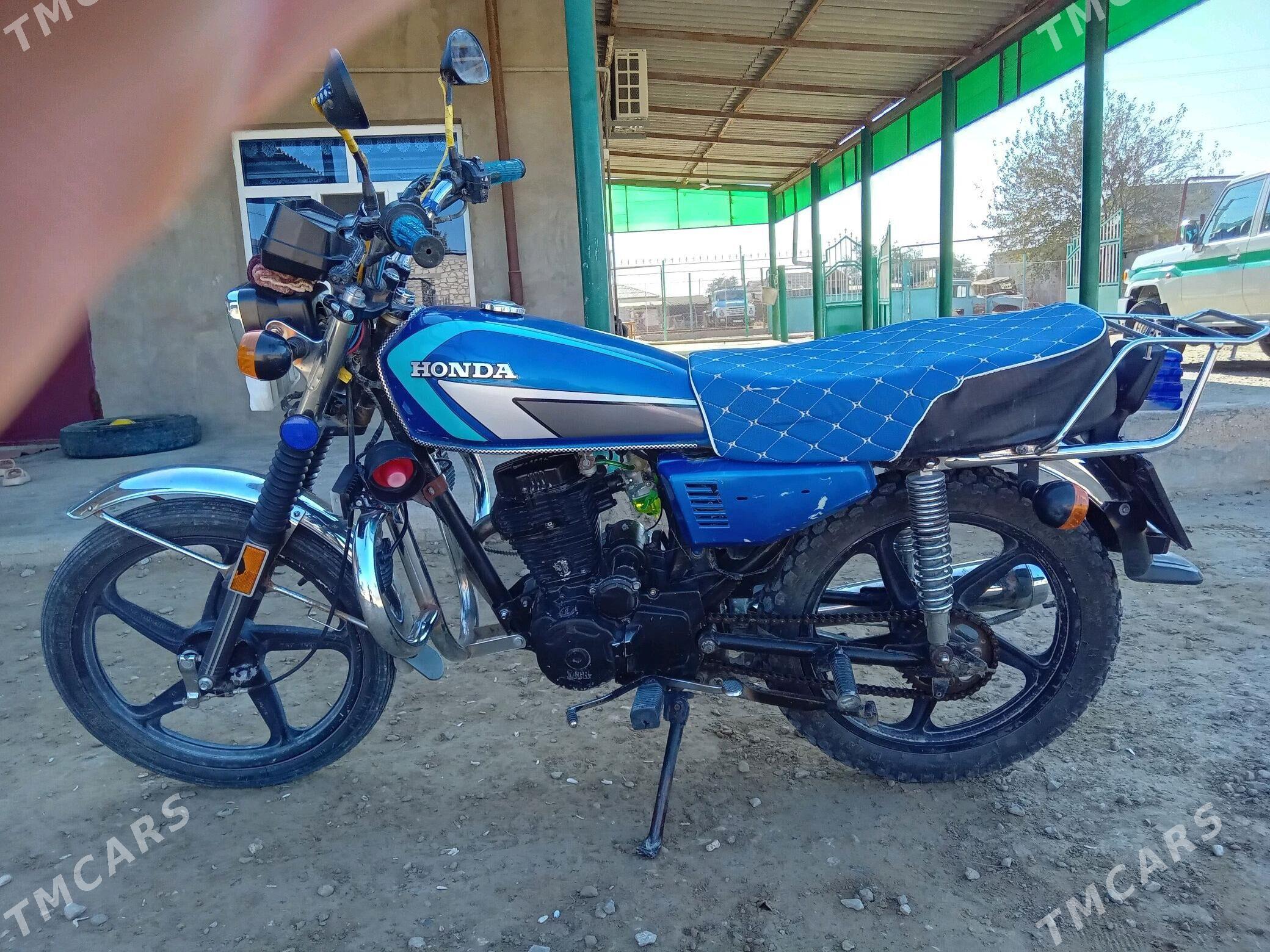 Honda S2000 2009 - 9 000 TMT - Этрек - img 2