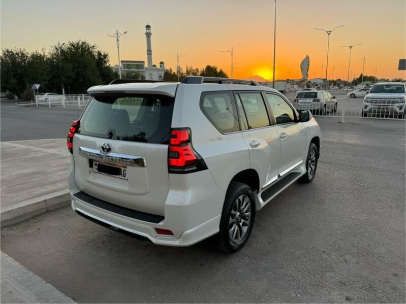 Toyota Land Cruiser Prado 2023 - 1 078 000 TMT - Aşgabat - img 4