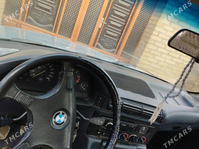 BMW 520 1990 - 22 000 TMT - Дянев - img 2