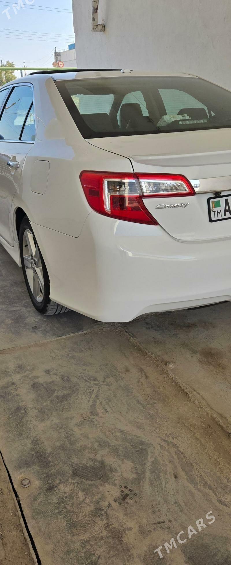 Toyota Camry 2012 - 245 000 TMT - Бузмеин - img 3