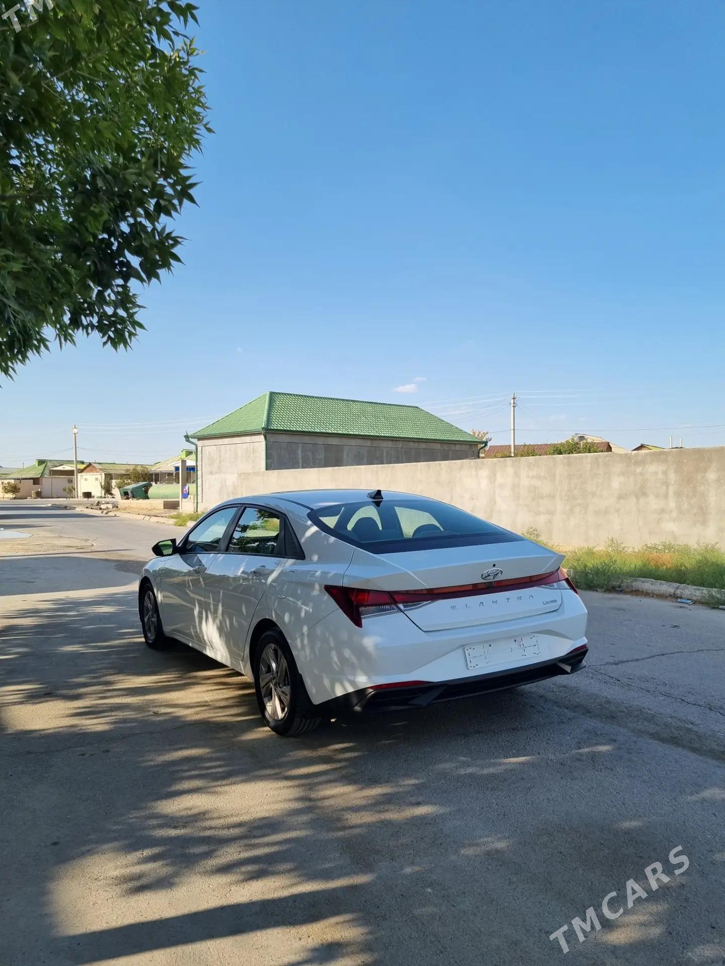 Hyundai Elantra 2021 - 260 000 TMT - Aşgabat - img 7