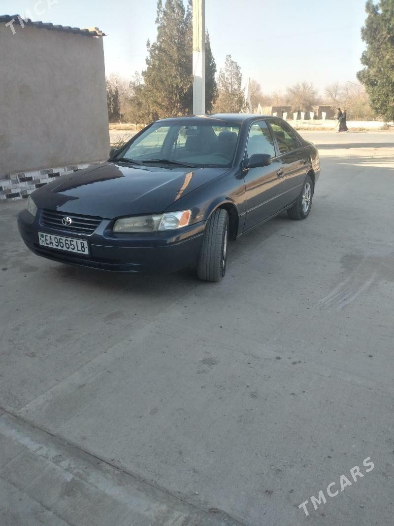 Toyota Camry 1999 - 120 000 TMT - Халач - img 2
