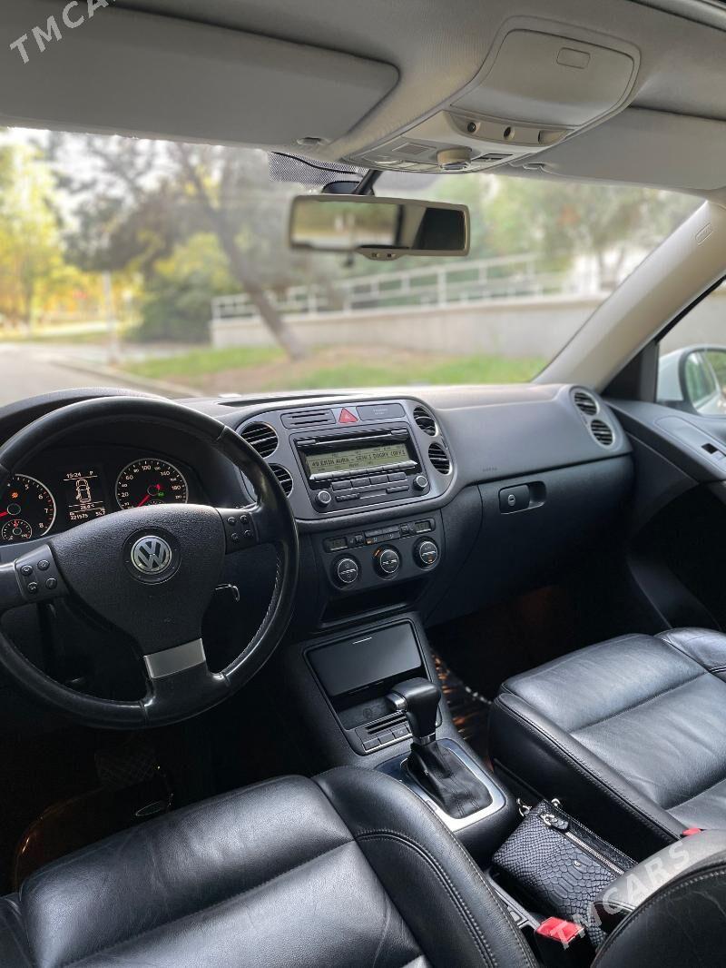 Volkswagen Tiguan 2010 - 170 000 TMT - Aşgabat - img 6