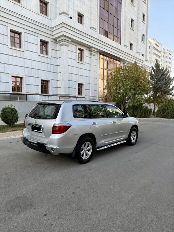 Toyota Highlander 2010 - 305 000 TMT - Ашхабад - img 4