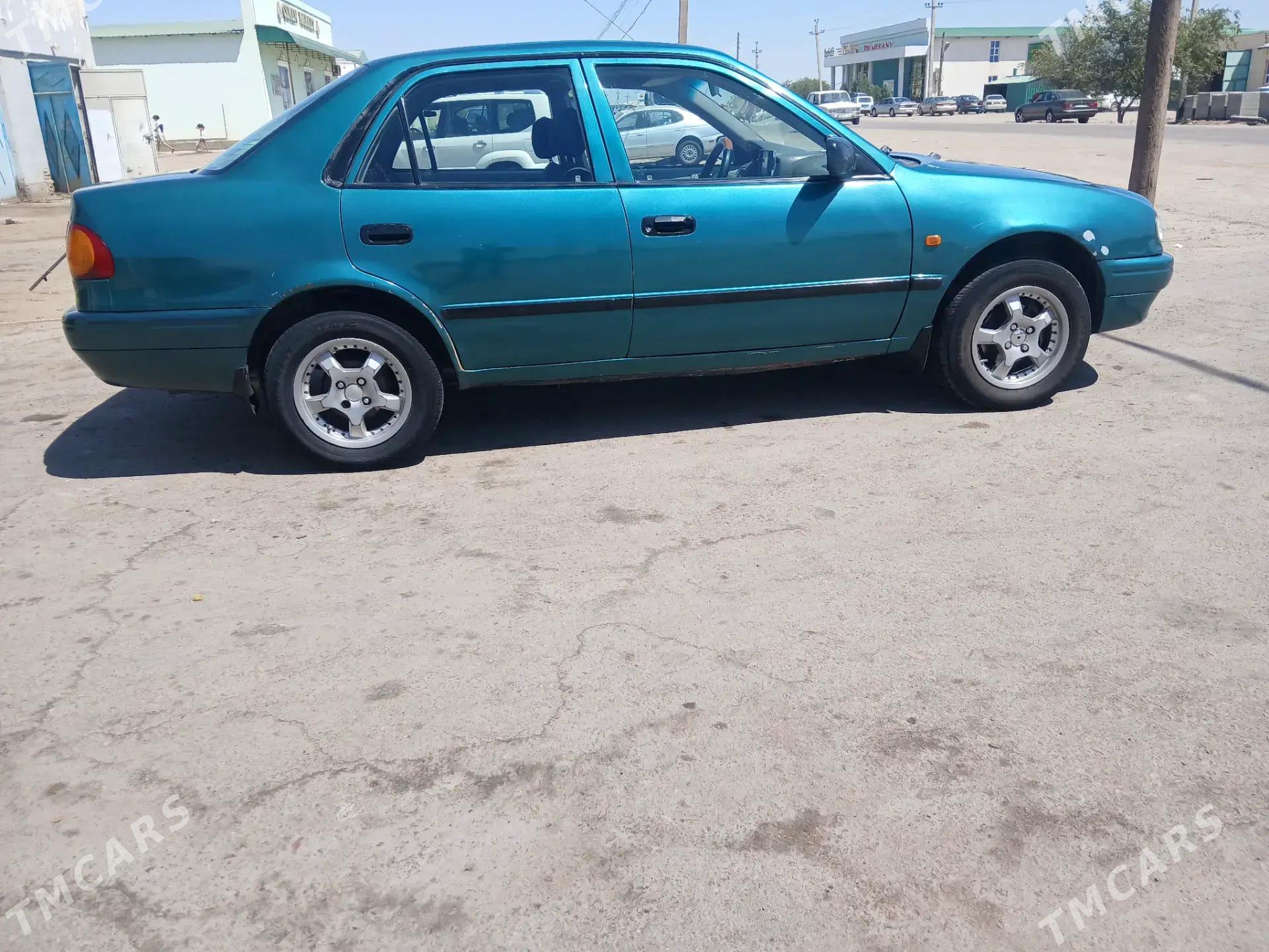 Toyota Corolla 1998 - 65 000 TMT - Gubadag - img 4